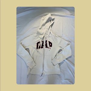 Gap zip up